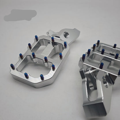 CNC Footpegs for Tuttio Soleil01 (Preorder 5-7 weeks!!!)