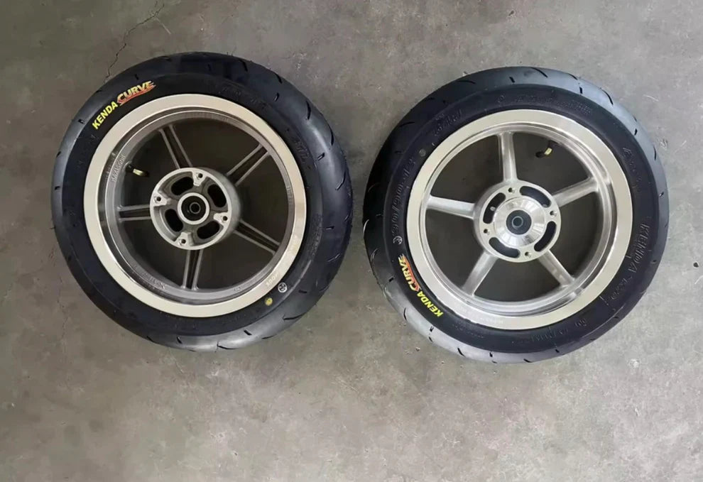 Supermoto's For all mini e motos